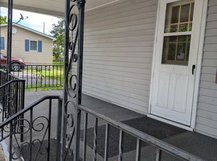 211 Packer St, Avoca, PA 18641