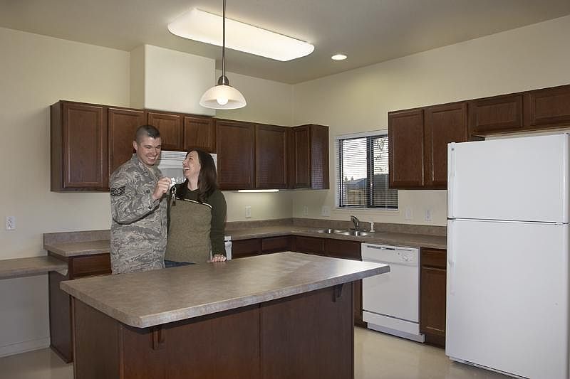 Soaring Heights Davis Monthan Air Force Base Housing - 8090 E Ironwood ...