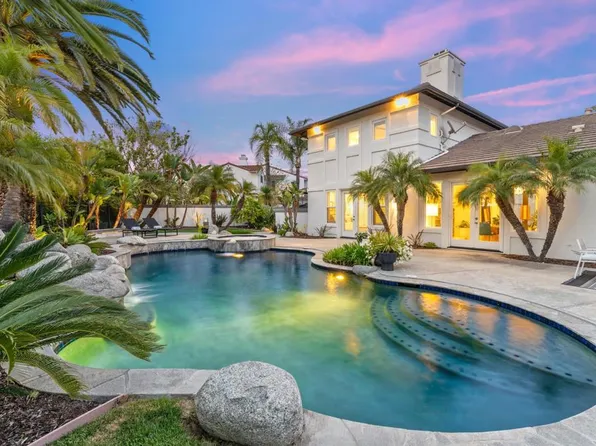 7949 Sitio Redonda, Carlsbad, CA 92009