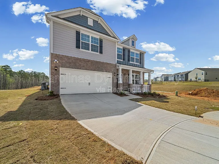 204 Calvin Creek Dr — Photo 3