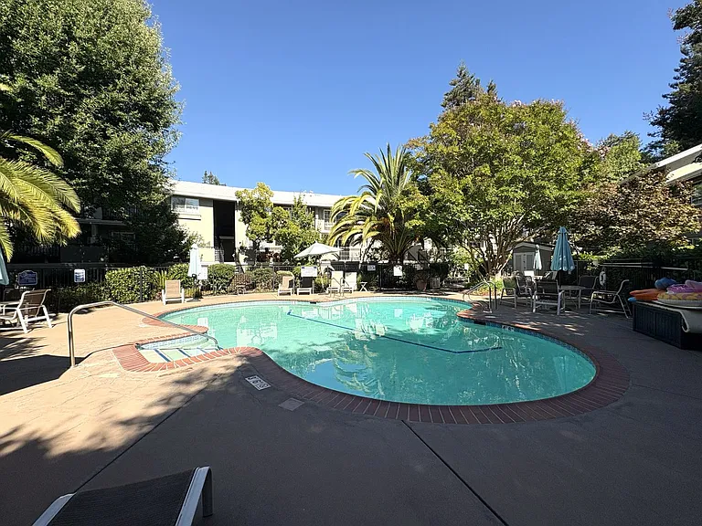 20 Willow Rd #34 — Photo 18