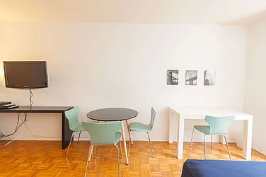 Rented by Solace SMC Inc