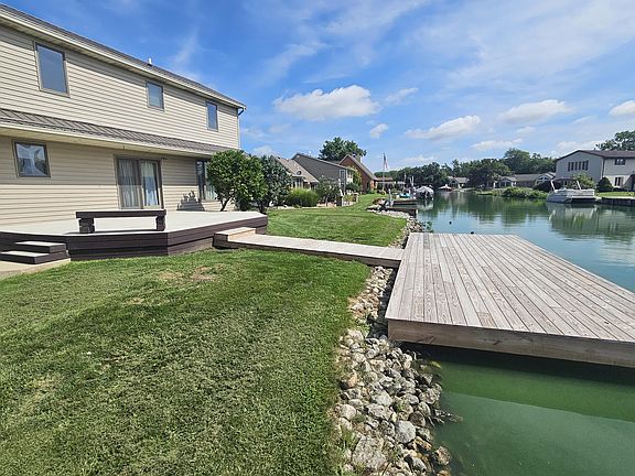5th image of 95 Southmoor Shores Dr
