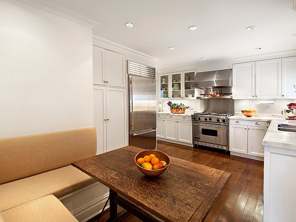 4th image of 40 W 77th St #6B
