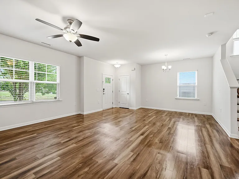1417 Merrion Ave — Photo 11