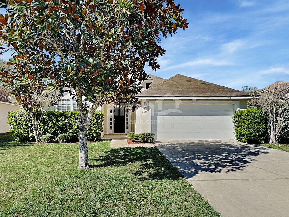 1st image of 952 Oak Arbor Cir