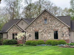 11097 Hoover Ave NW, Uniontown, OH 44685