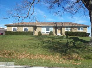 9491 E Maple Rapids Rd, Elsie, MI 48831