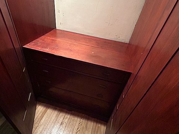 5th image of 214 4th St SE APT 4S