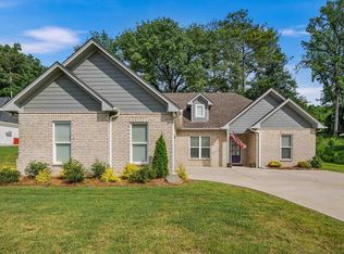 8400 Trails End Ln, Trussville, AL 35173