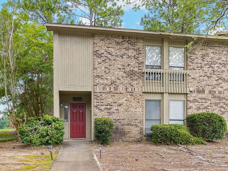 1009 Stonegate Dr #A — Photo 10