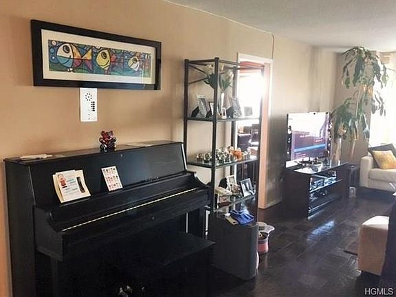 3rd image of 2600 Netherland Ave APT 1020
