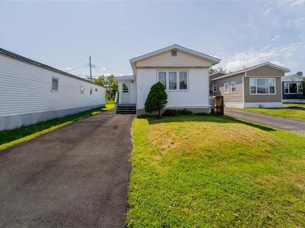 13 Hussey Drive, St. John's, NL A1A4Y7