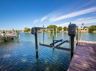 211 21st Ave, Saint Pete Beach, FL 33706