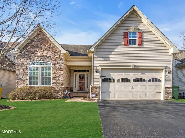 49 Forsgate Way, Lakewood, NJ 08701