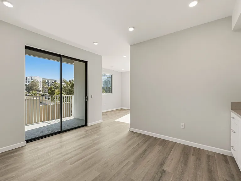 Erra Hillcrest — Photo 53