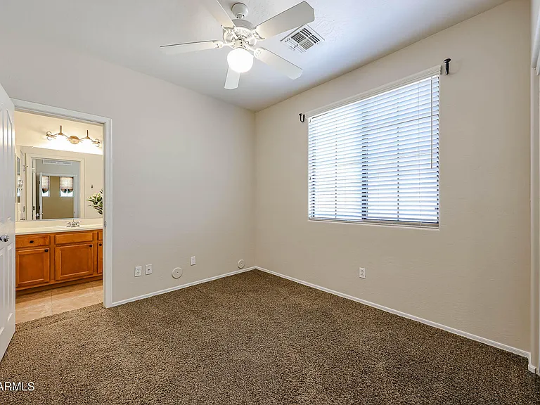 2390 W Jake Hvn — Photo 35