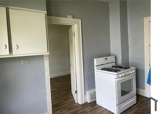 3 bed, $1,399 — Photo 4