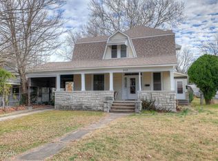 215 S Ball St, Webb City, MO 64870