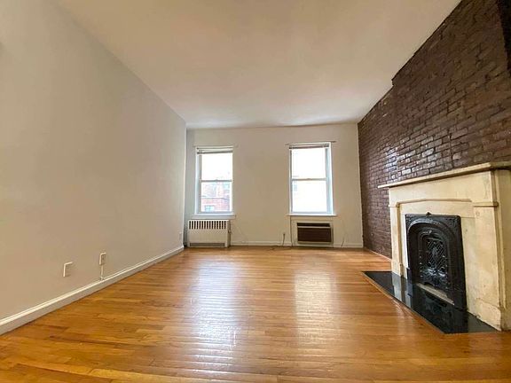 4th image of 125 Lexington Ave #3R2