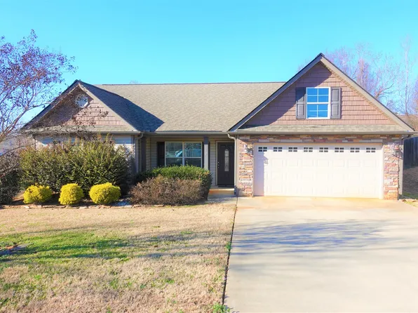 610 Flintrock Dr, Boiling Springs, SC 29316