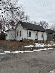 902 W Franklin St, Taylorville, IL, 62568