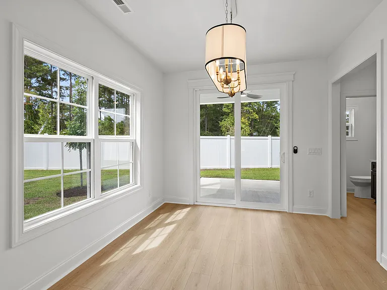 160 Arbor Ridge Cir — Photo 12
