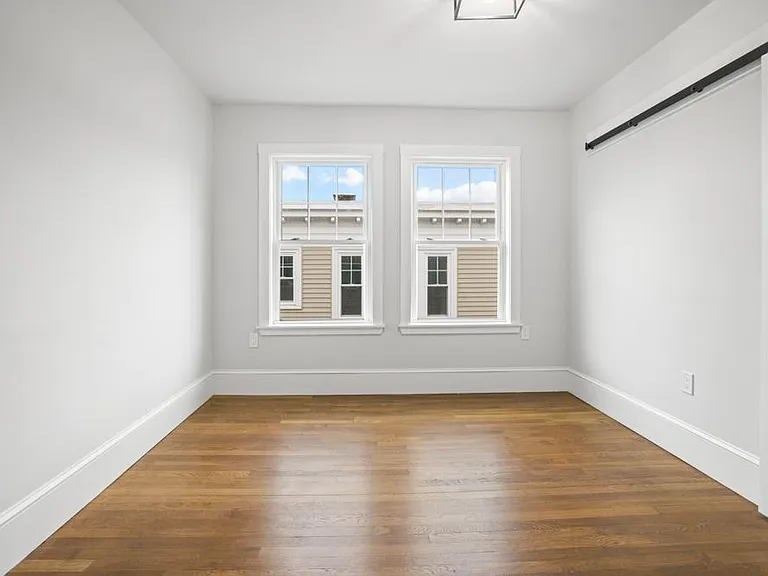 49 Milwood St #1 — Photo 12