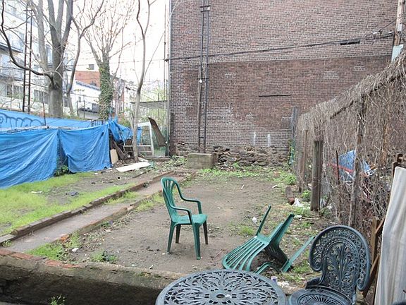 3rd image of 197 Irving Ave #3E