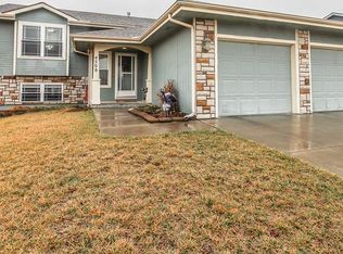 4508 Bee Flight Cir, Manhattan, KS 66502