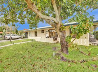 9945 SW 164th Ter, Miami, FL 33157