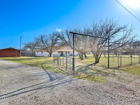5th image of 143 Weatherman Ln