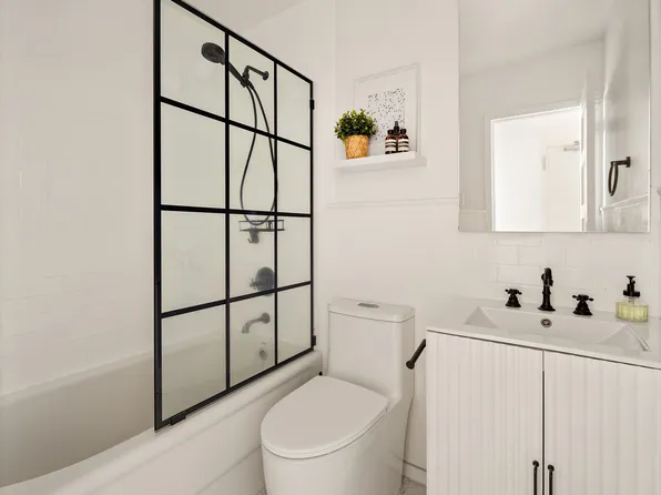 172 West 82nd Street image 8 of 8