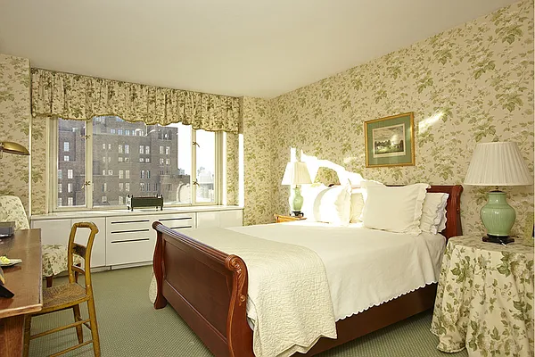 Sold by Stribling | media 14