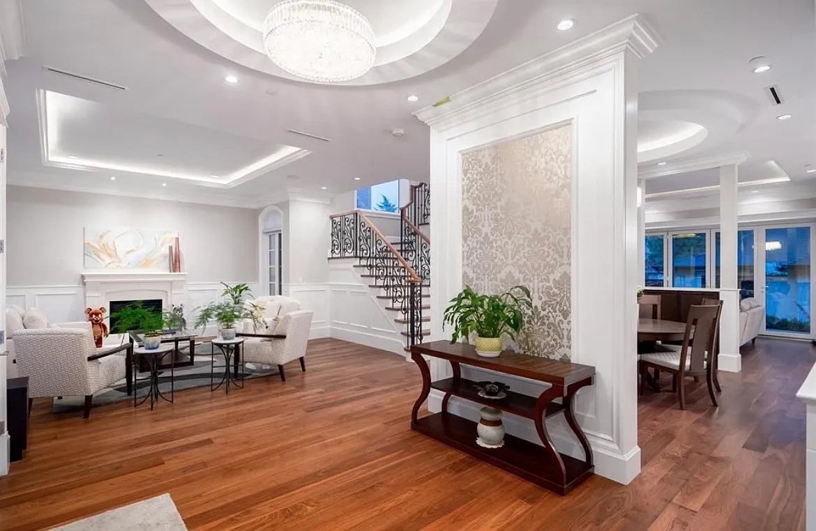 5 bed, 6.5 bath, 4618 sqft, $12,000 — Photo 3