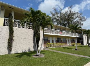 17080 NE 23rd Ave #7, North Miami Beach, FL 33160