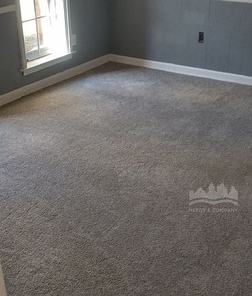 4th image of 1292 Royal Oaks Cv