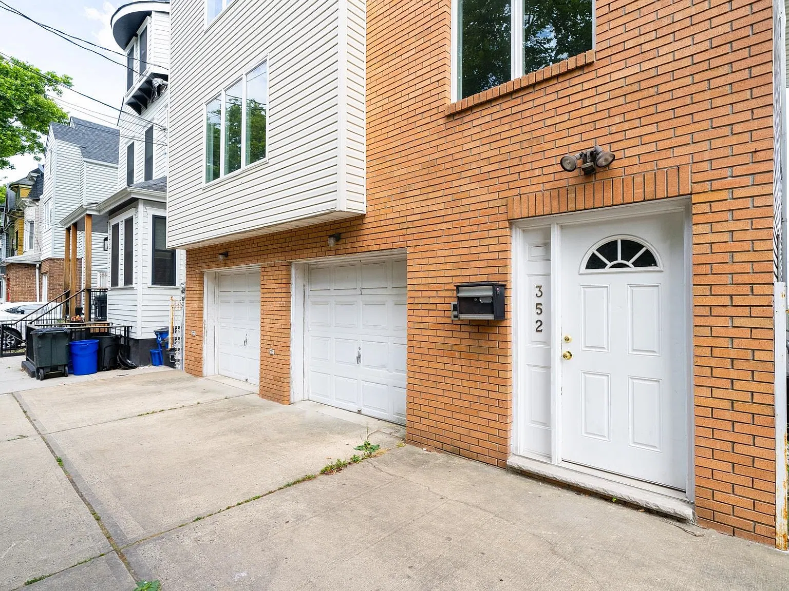 3 bed, 1800 sqft, $5,000 — Photo 2
