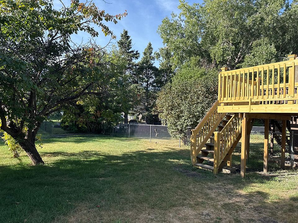 1st image of 1532 34 1/2 Ave S
