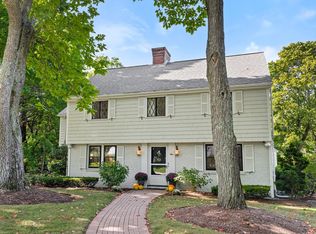 1 Overlook Way, Winchester, MA 01890