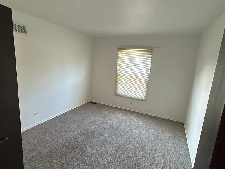 3rd bedroom 11x12.5