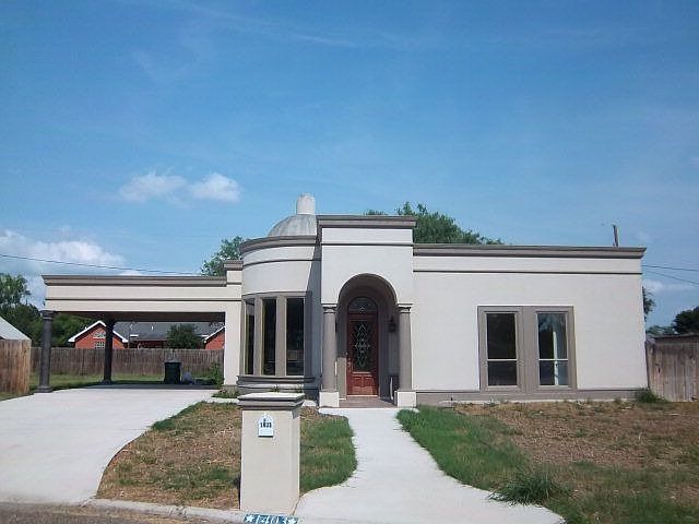 1st image of 1403 Oriole Ln
