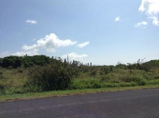 94 1664th #591, Naalehu, HI 96772