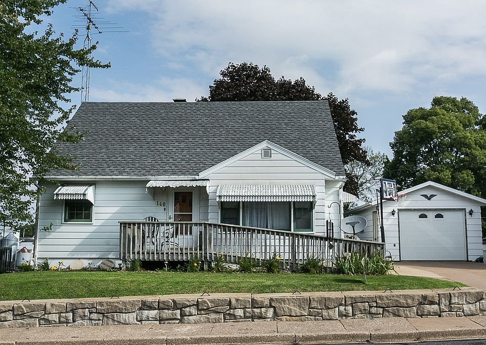 1st image of 140 Domi Ave