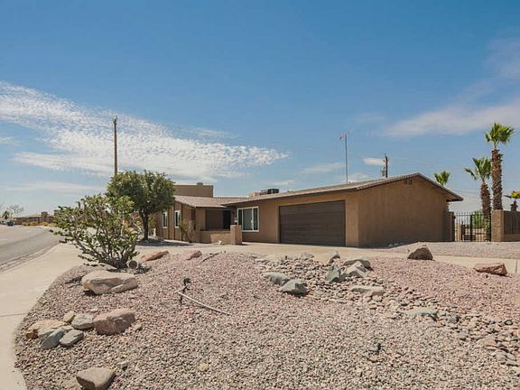 4th image of 599 Acoma Blvd N