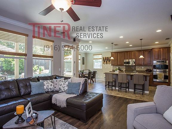 5th image of 804 Morning Dove Ln