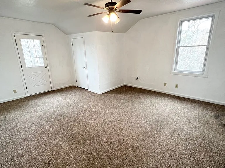 209 Wynoka Street — Photo 20