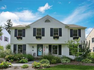 22088 Rye Rd, Shaker Heights, OH 44122