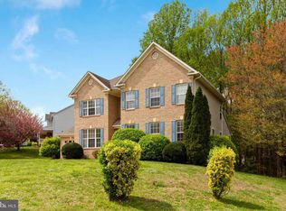 13305 Packard Dr, Woodbridge, VA 22193