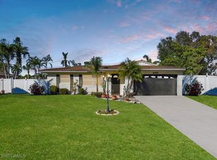 2425 Kent Ave, Fort Myers, FL 33907